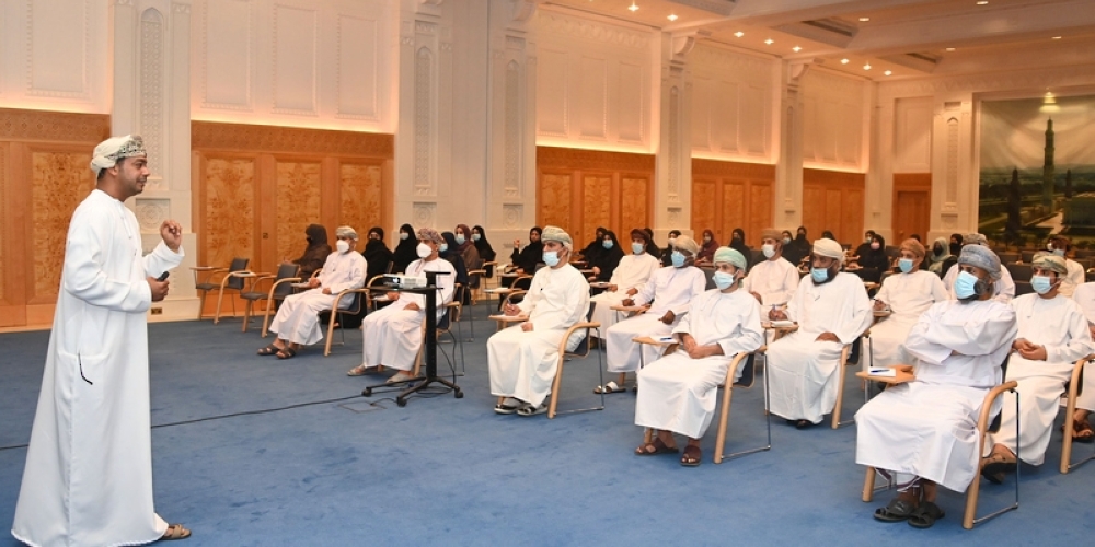 بدء أعمال البرنامج التأسيسي للتدقيق المالي والإداري بمشاركة واسعة من وحدات الجهاز الإداري للدولة