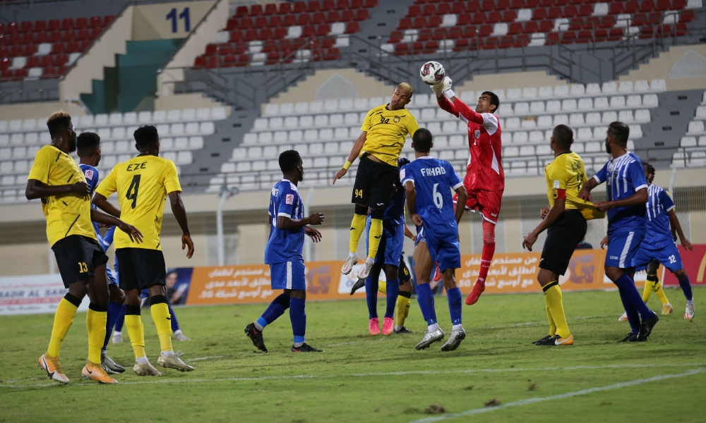 ٤ مواجهات تزيح ستار منافسات الأسبوع الخامس عشر من دوري عمانتل .. اليوم