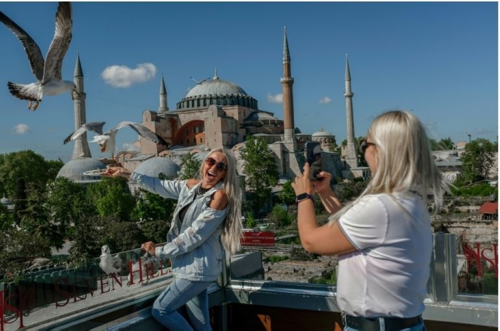 Turkey tourism recovery hurt by Ukraine crisis