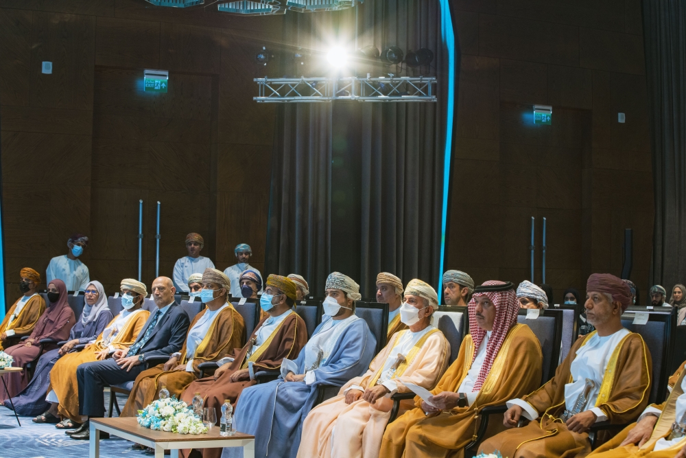 مؤتمر الحوكمة يوصي بتعزيز كفاءة بورصة مسقط ومراجعة التشريعات ورفع الوعي