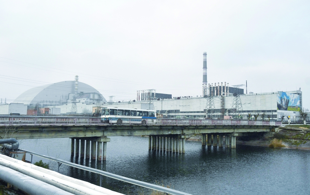 الوكالة الدولية تشعر بالقلق لفقدن الاتصال بأنظمة مراقبة المواد النووية في محطة تشيرنوبيل