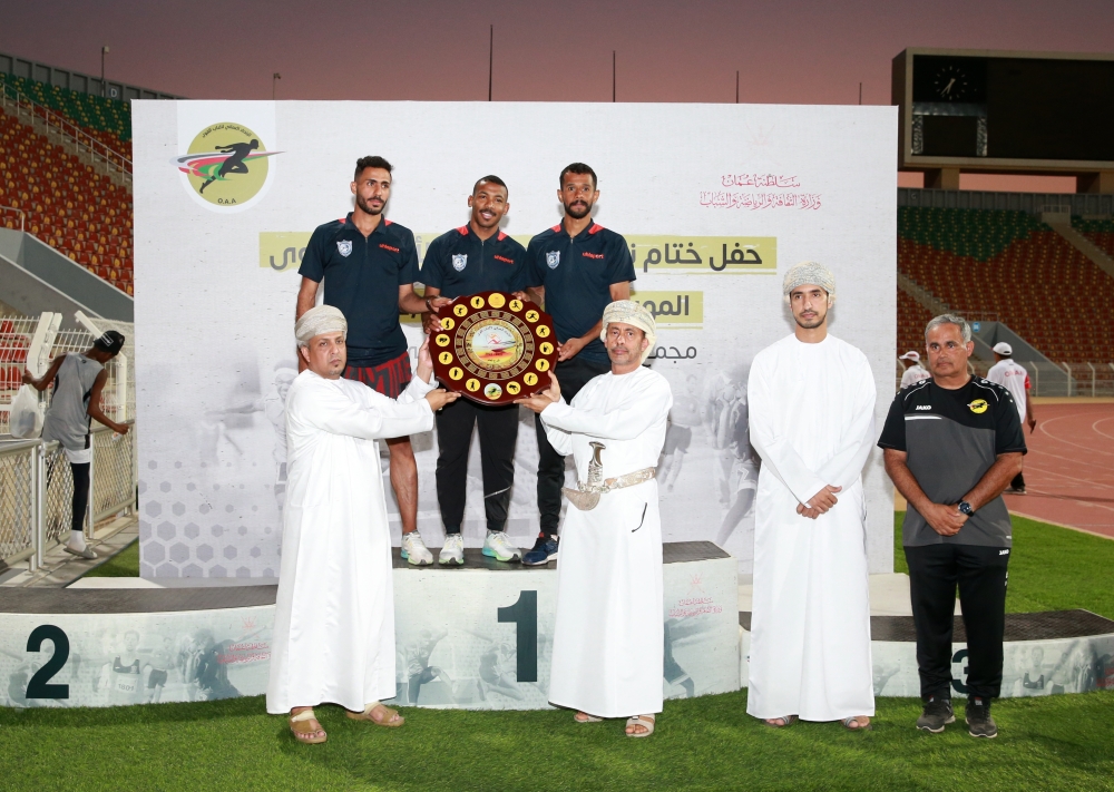 صلالة يتوج بدرع الوزارة لألعاب القوى .. والسلام وصيفا والبشائر ثالثا