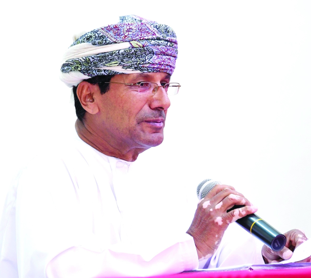 فعالية توعوية بظفار احتفالًا بيوم حقوق المستهلك العالمي