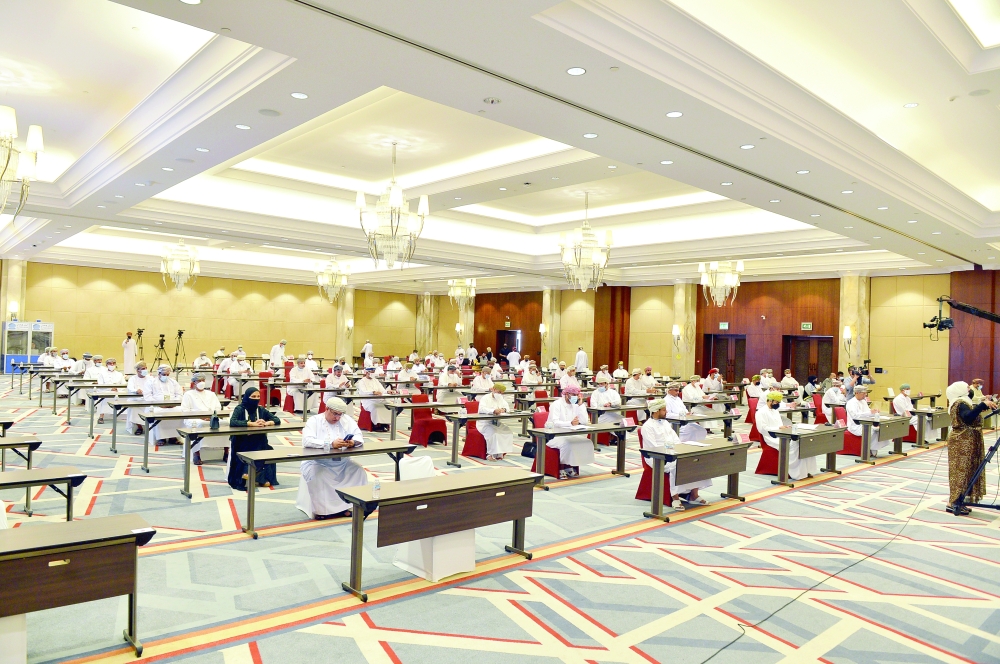 مناقشة التقرير المالي .. وإعادة النظر في الغرامات ومراجعة الحقوق المالية للأندية