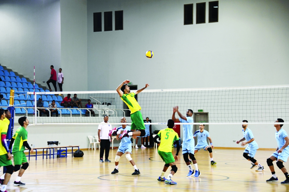 تأهل السيب ومصيرة لنصف نهائي درع الوزارة للطائرة