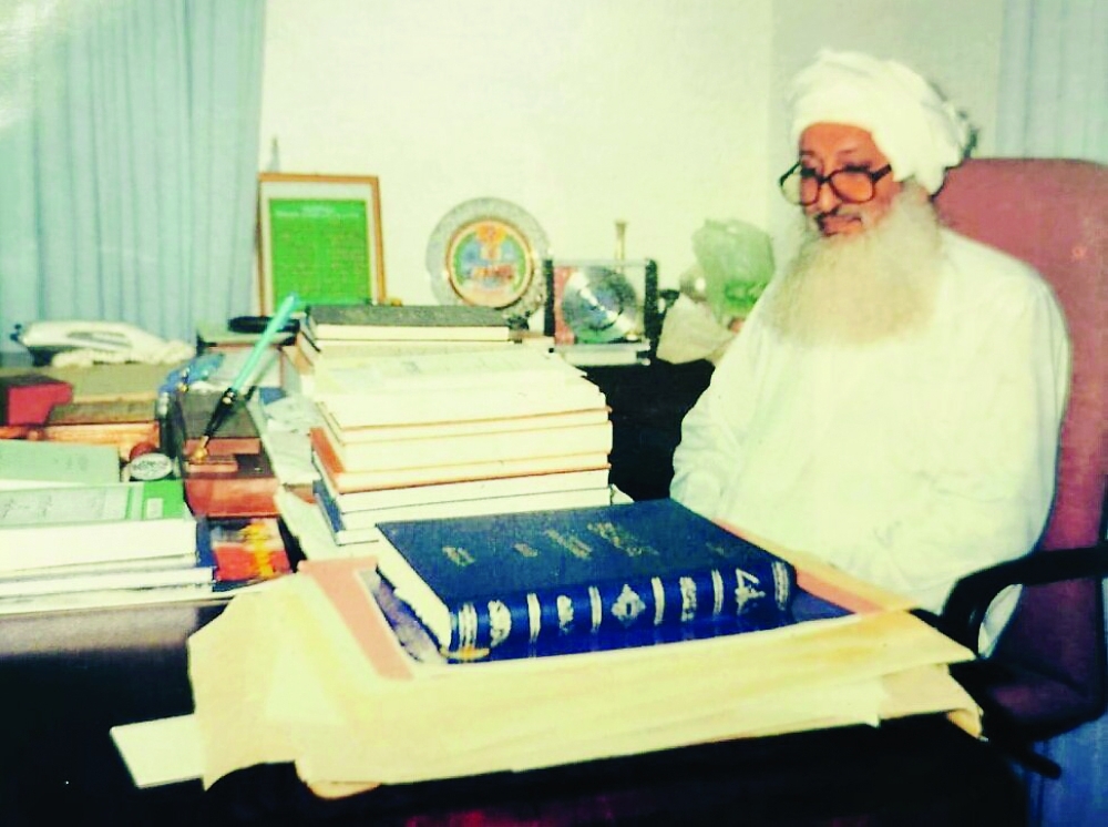 أضاميم… أولئك أشياخي فجئني بمثلهم