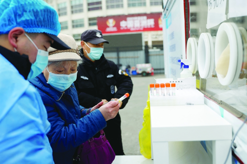 ارتفاع حالات الإصابة بأمريكا .. والصين تسجل أول حالتي وفاة منذ أكثر من عام