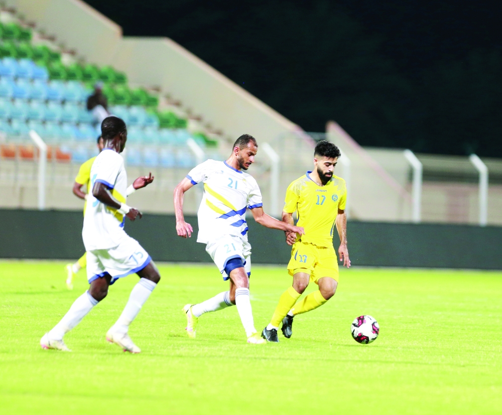 البشائر يقترب من الصعود والعروبة يرفع راية التحدي بالدرجة الأولى