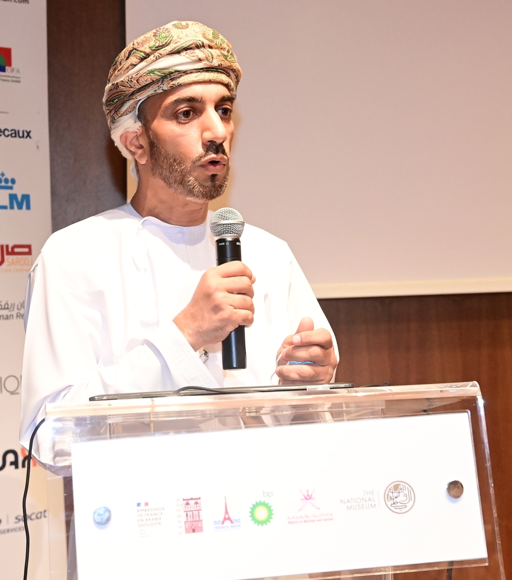 ندوة «عُمان: جنة علماء الآثار» تسلط الضوء على تطوّر الأبحاث وضرورة الحفاظ على المواقع الأثرية والاكتشافات