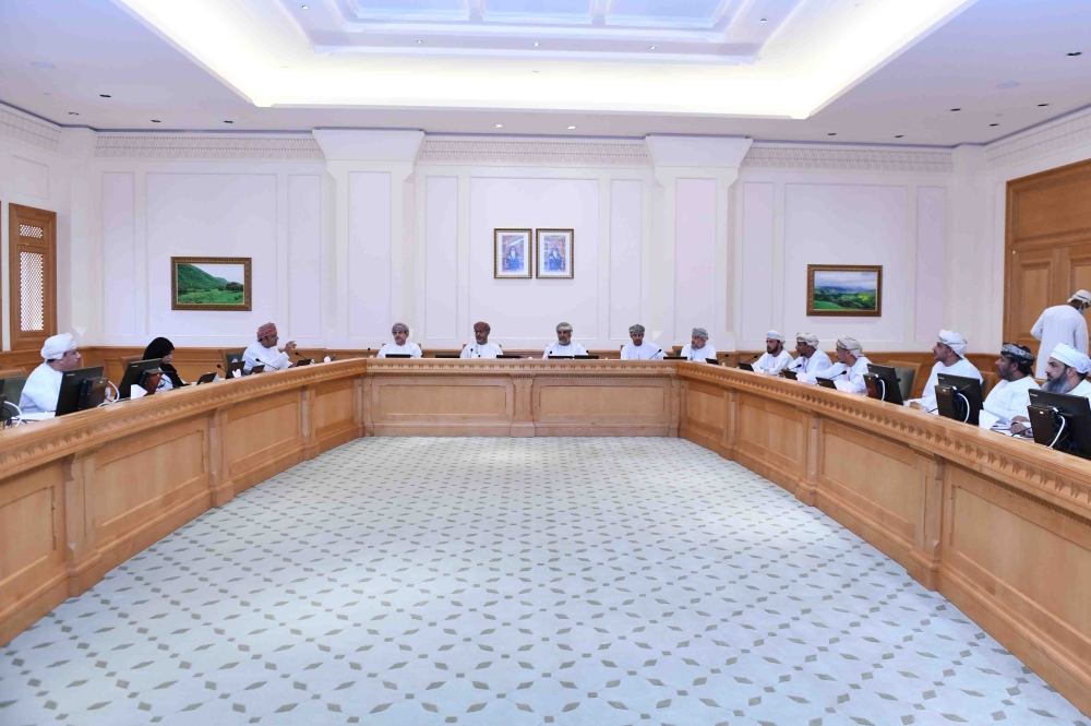 “الشباب والموارد البشرية” بالشورى تناقش حلول التوظيف المستدامة