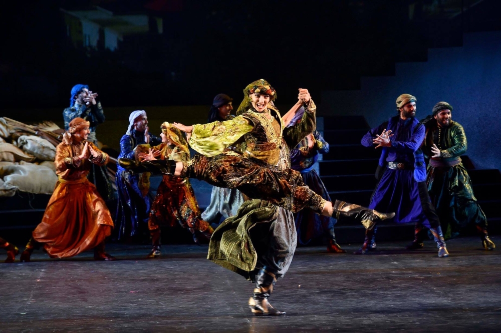 دار الأوبرا السُّلطانيّة مسقط تستضيف “فينيقيا الماضي الحاضر” لمسرح كركلا