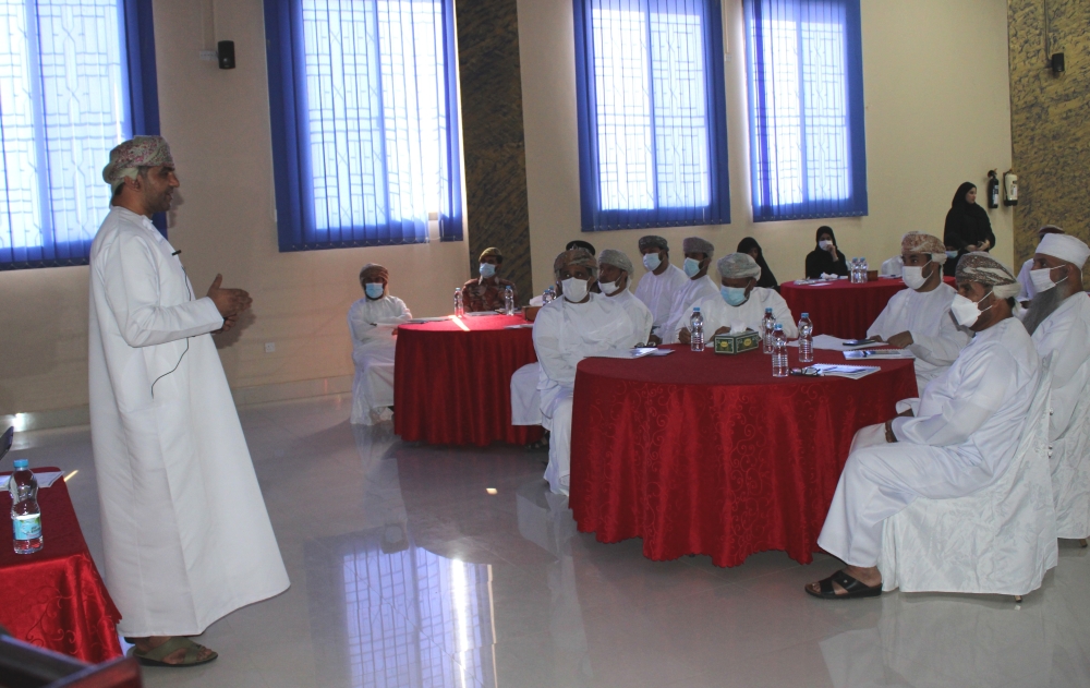 التعريف بقطاع الإغاثة ومبادرة «ولايتي مستعدة» بالبريمي