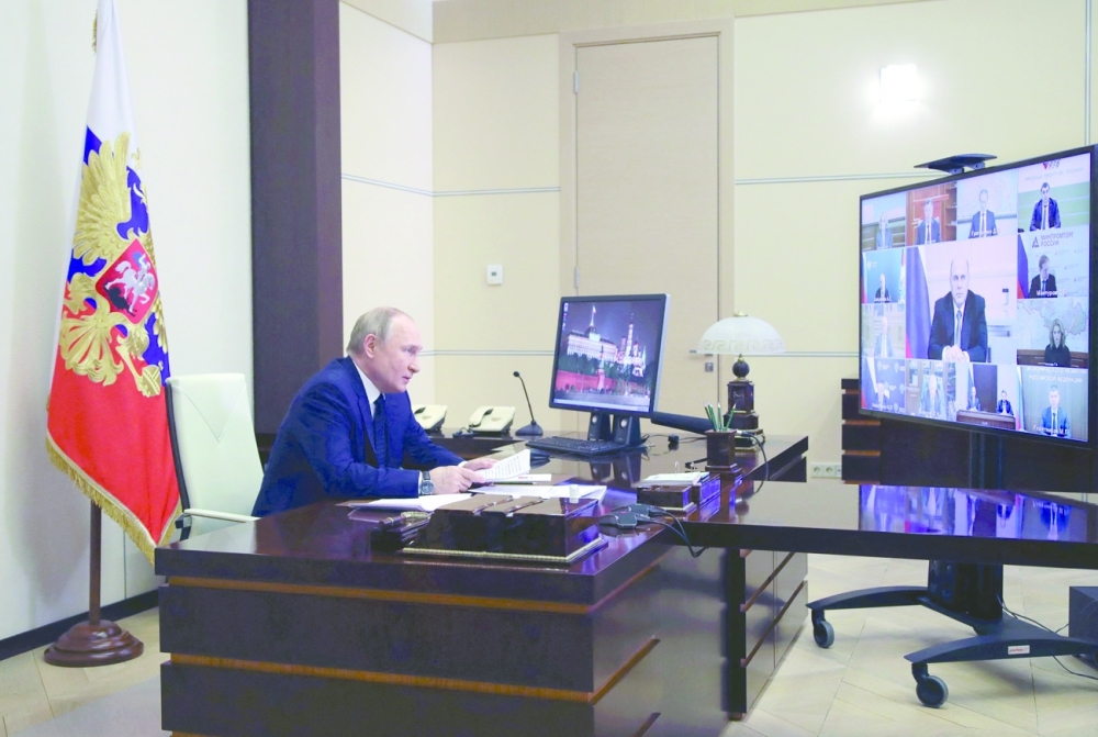 من الحرب إلى الدبلوماسية..ما هي السيناريوهات المتاحة أمام بوتين وسط الضغوطات الدولية ؟