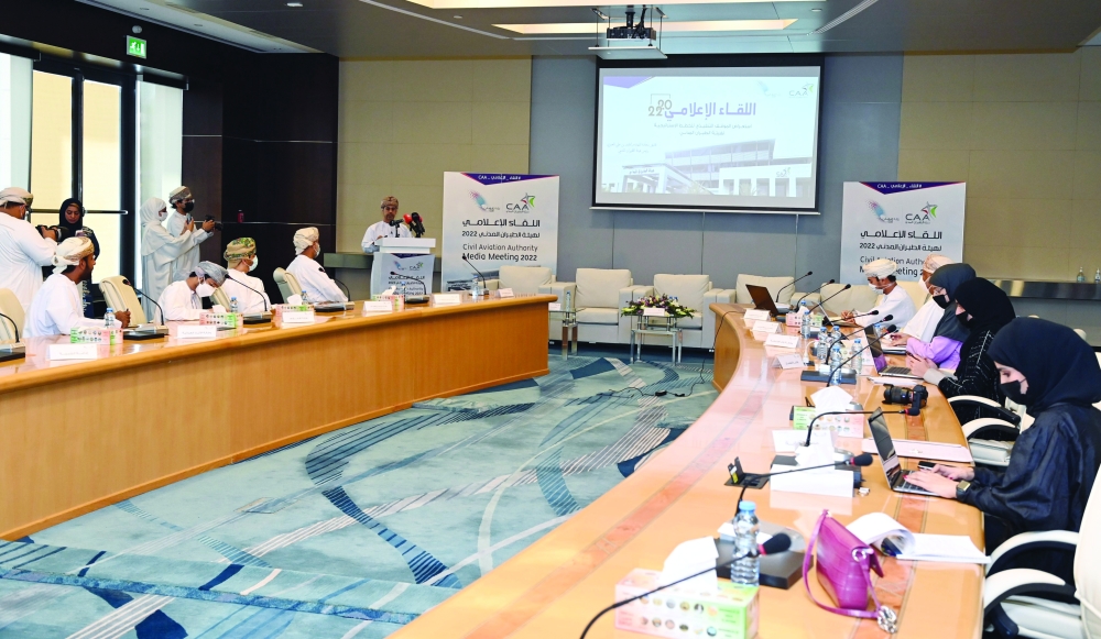 منح إدارة وتشغيل المطارات لمشغل آخر.. وحق انتفاع للأصول في الأراضي والمباني