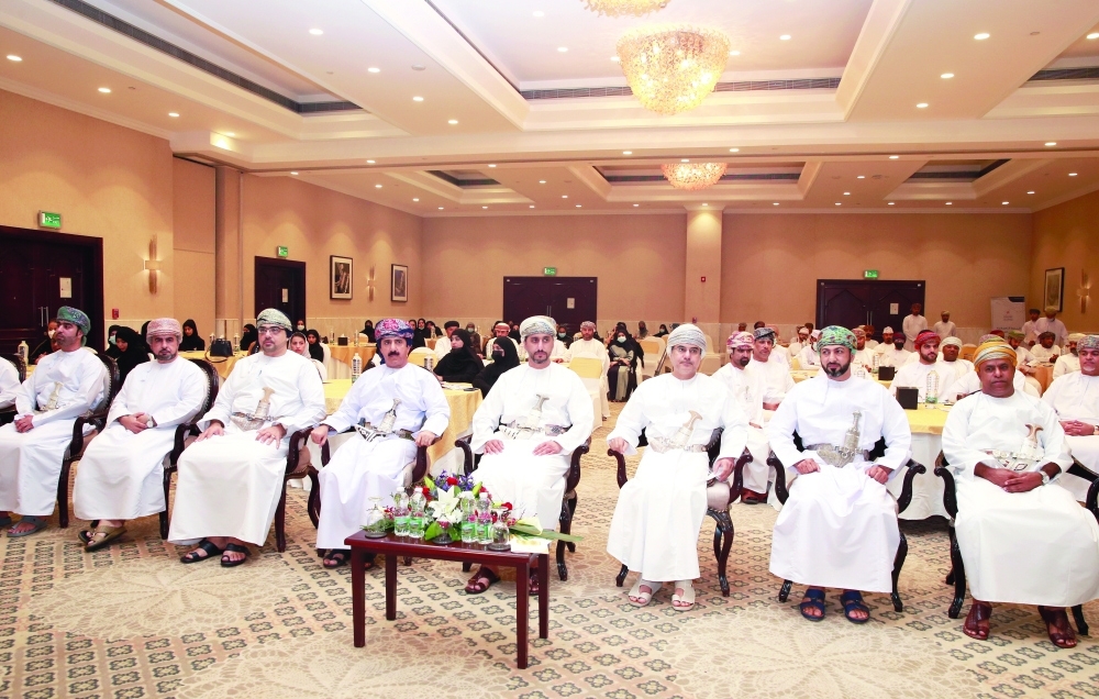 وكيل العمل: قانون العمل الجديد قريبا إلى مجلس عمان