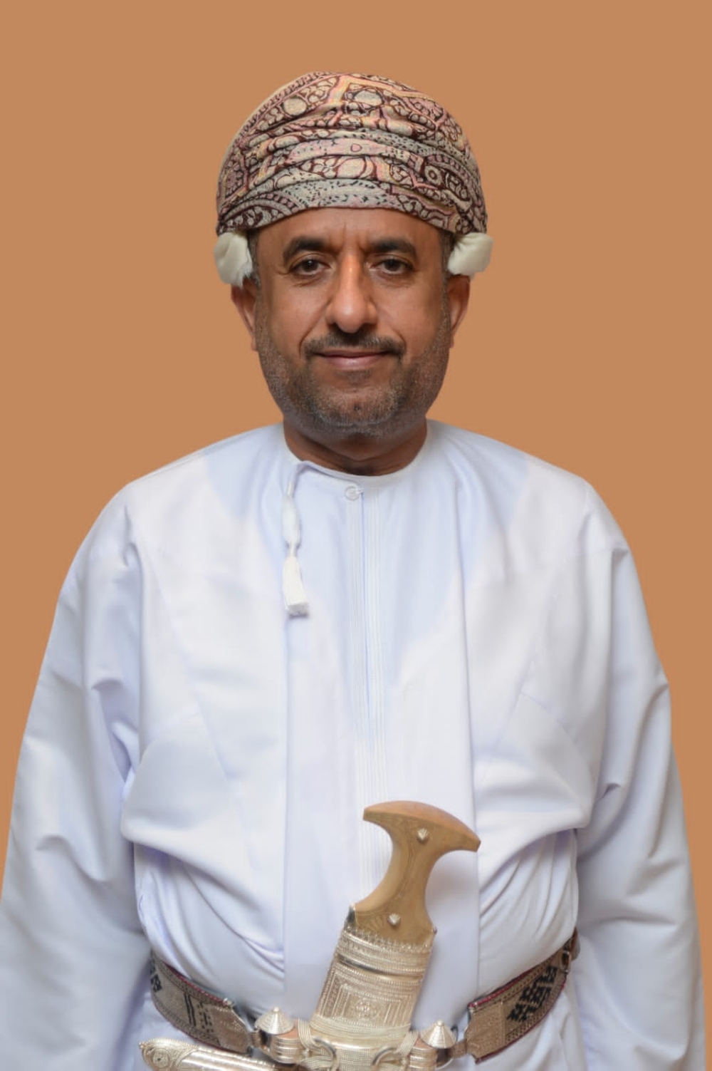 معالي الأمين العام بوزارة الدفاع يعود إلى البلاد