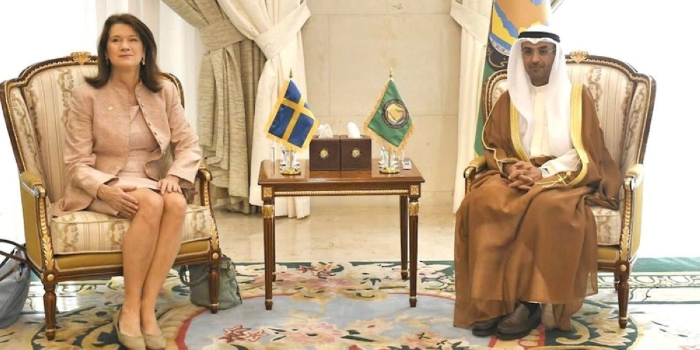 الأمين العام لمجلس التعاون يستعرض مجالات التعاون الخليجي – السويدي