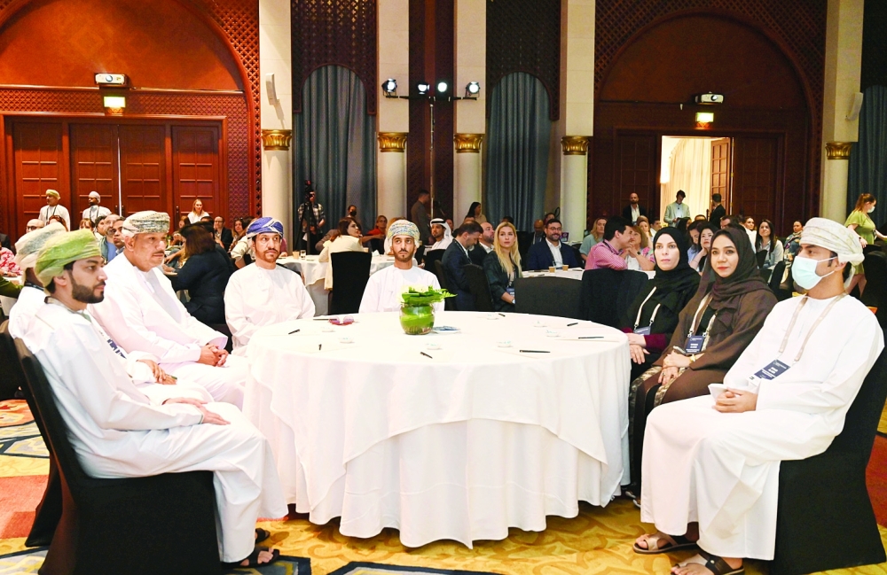 14 شركة عالمية تقف على مناطق الجذب السياحي بالمحافظات