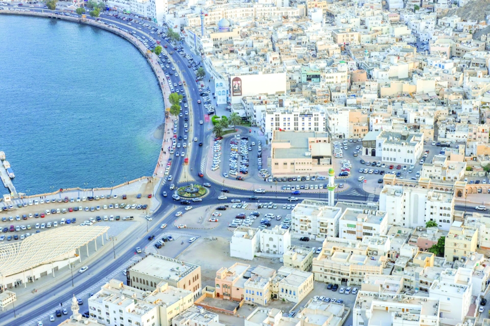 انفستمنت مونيتور: سلطنة عمان من أهم الوجهات التي تحظى باهتمام مستثمري الشرق الأوسط
