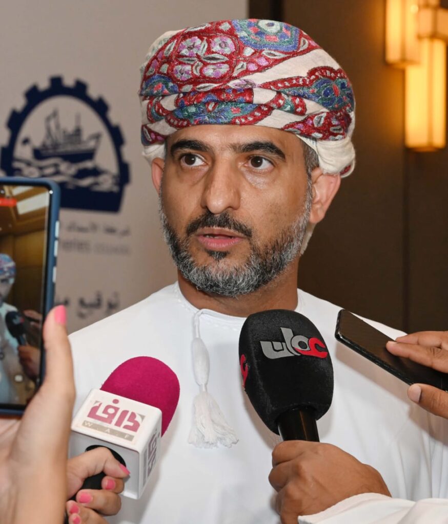 توقيع شراكة استراتيجية بين شركة الأسماك العمانية وصندوق الغذاء الخليجي الياباني 4 IMG 20220310 WA0026