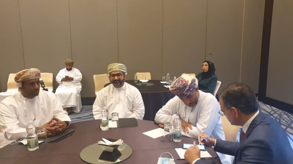 توقيع شراكة استراتيجية بين شركة الأسماك العمانية وصندوق الغذاء الخليجي الياباني 3 IMG 20220310 WA0032