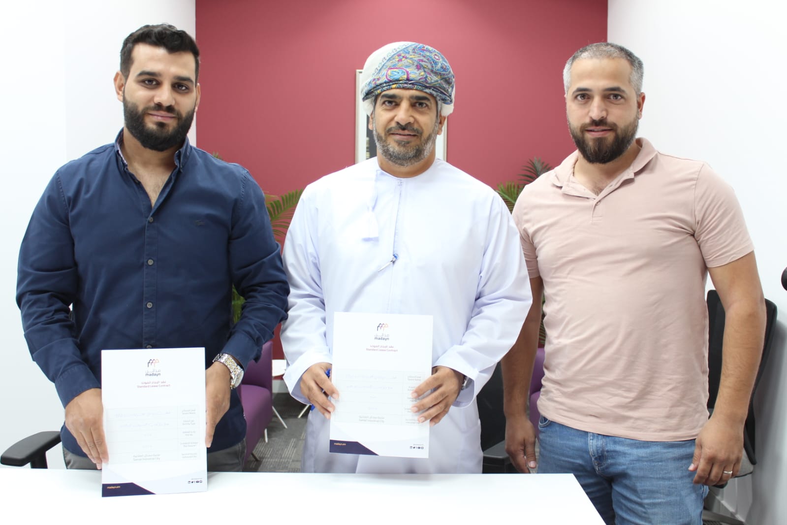 مدينة سمائل الصناعية تنجح في توطين مشروع لصنع وتركيب المنتجات المعدنية