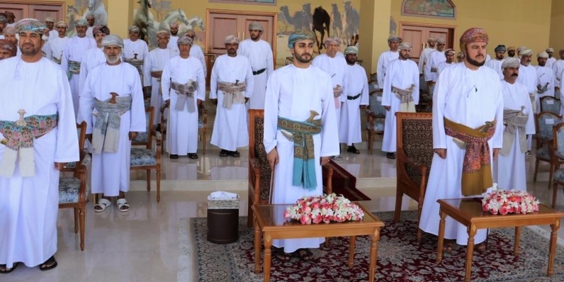 سمو السيد ذي يزن يرعى ختام مهرجان البشائر الخامس للهجن