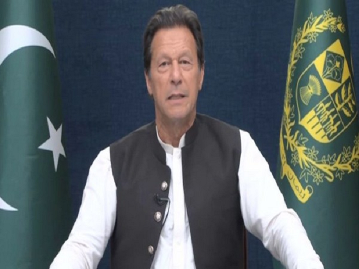 Imran Khan lashes at opposition in his address to the nation