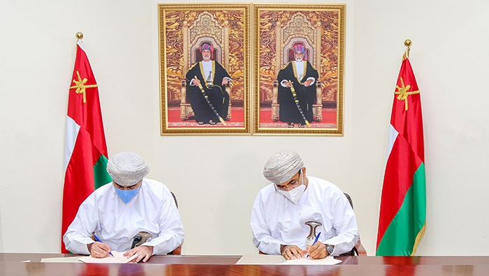 Ministry signs 2 land development agreements worth over OMR13mn