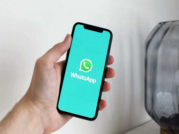 WhatsApp to let users hide their 'last seen' from specific users