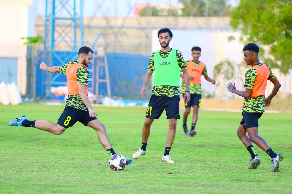 النصر والسويق يرفعان شعار الفوز