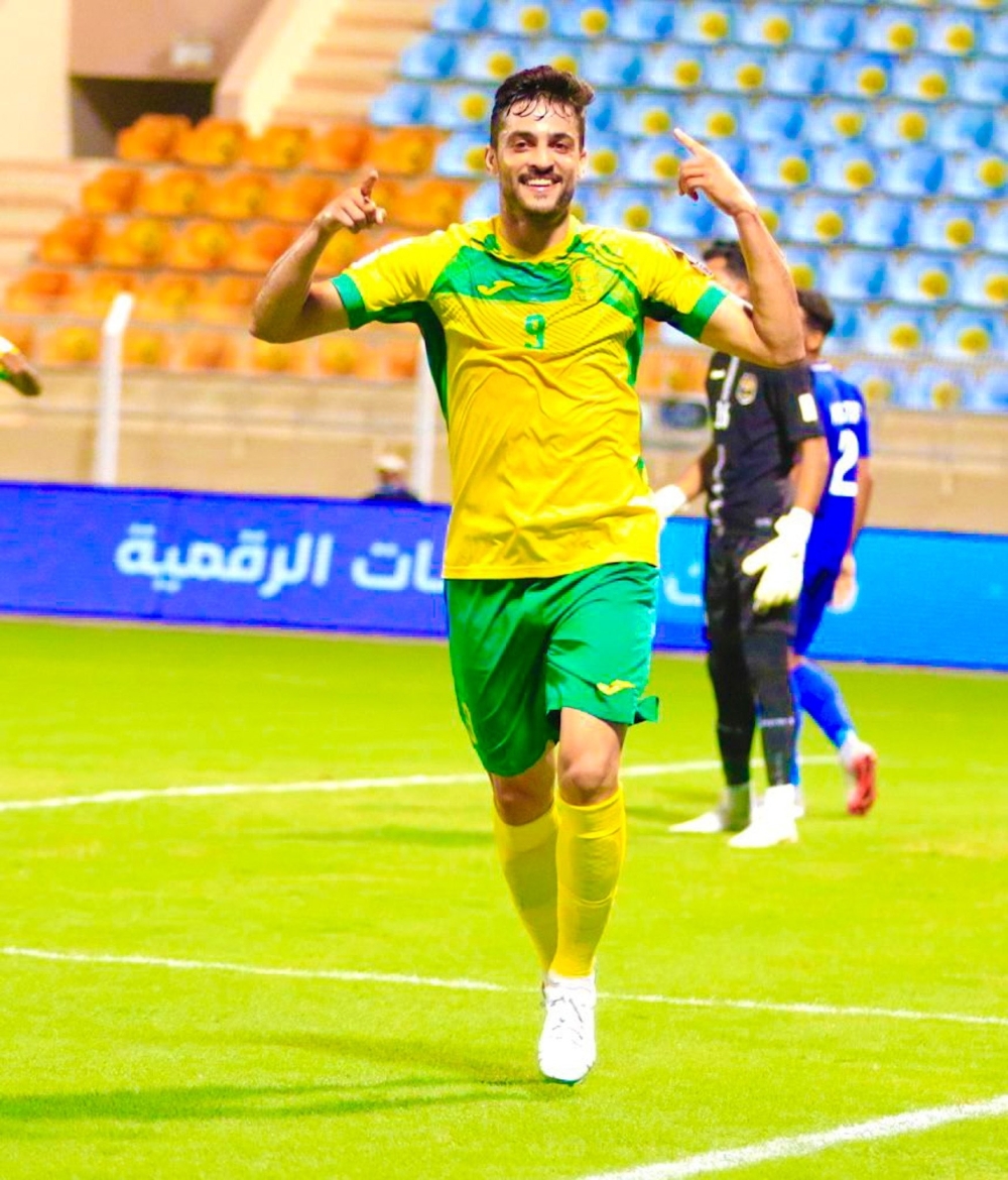 عبدالعزيز المقبالي في صدارة الهدافين