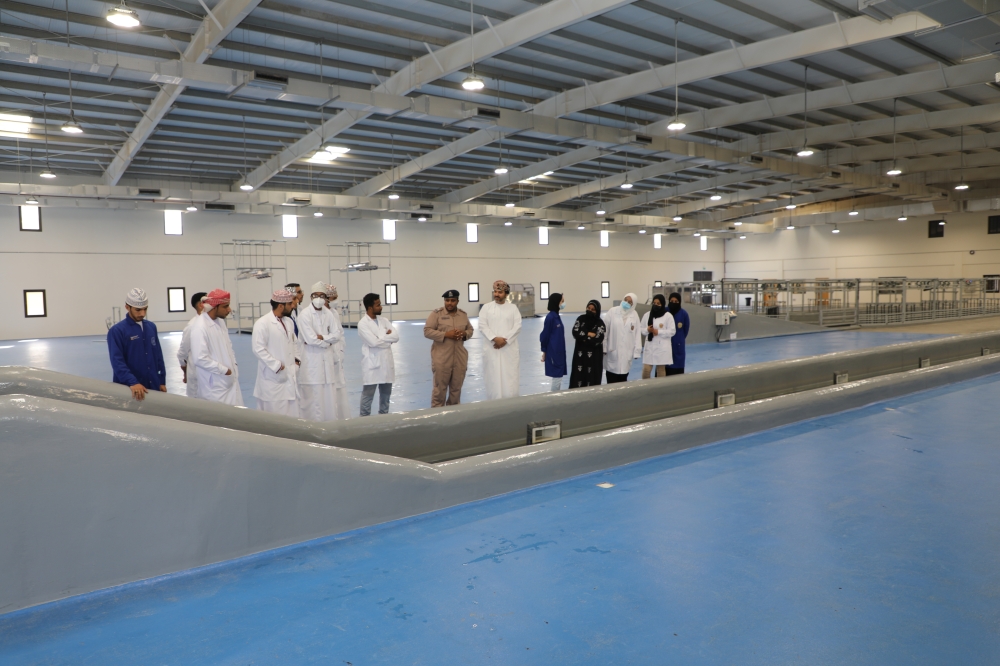 زيارة علمية للتعرف على الرعاية البيطرية بشرطة الخيالة