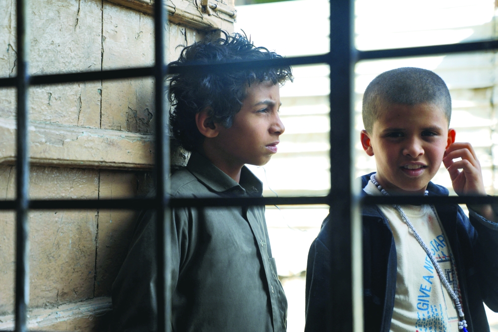 في صنعاء يأملون السلام ..وفي الحديدة يخشون الجوع
جبهات القتال في اليمن هادئة رغم تبادل الإتهامات بانتهاك الهدنة