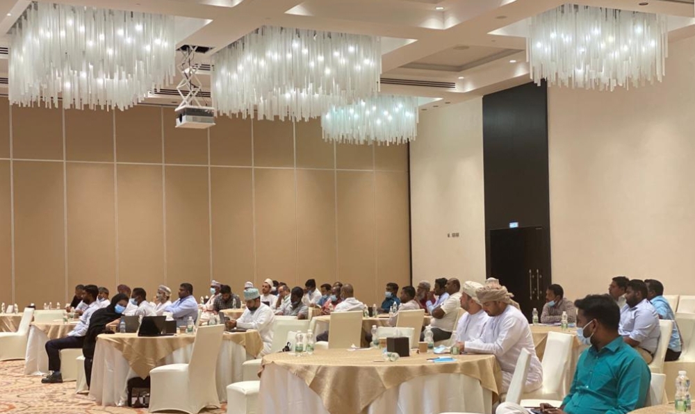 كهرباء مجان تنظم حلقة للمشاركين بمناقصة سعر الوحدة