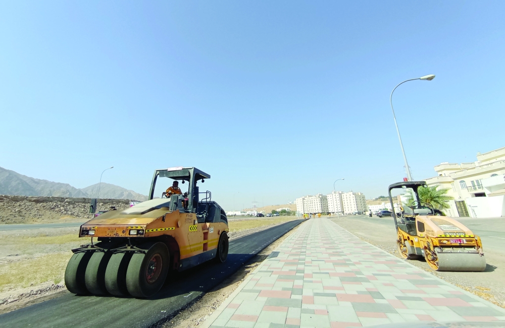 تنفيذ ممشى «الحي البيضاء» ببوشر