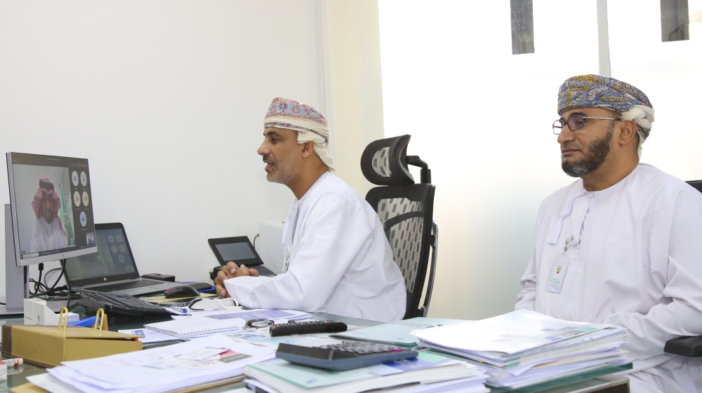 المركز الوطني للإحصاء يستعرض تجاربه الثقافية مع نظيره السعودي