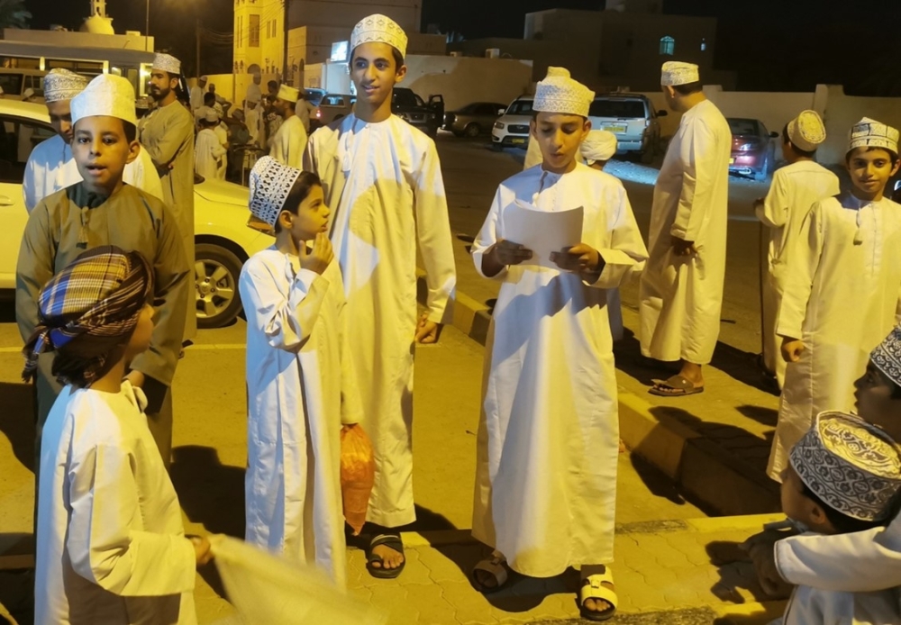 أضاميم.. “التهلولة المباركة” تسابيح نديَّة تعطر ليل رمضان