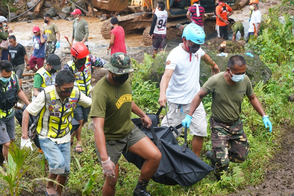 إرتفاع حصيلة ضحايا الانهيارات الأرضية في الفلبين إلى 172 قتيلا