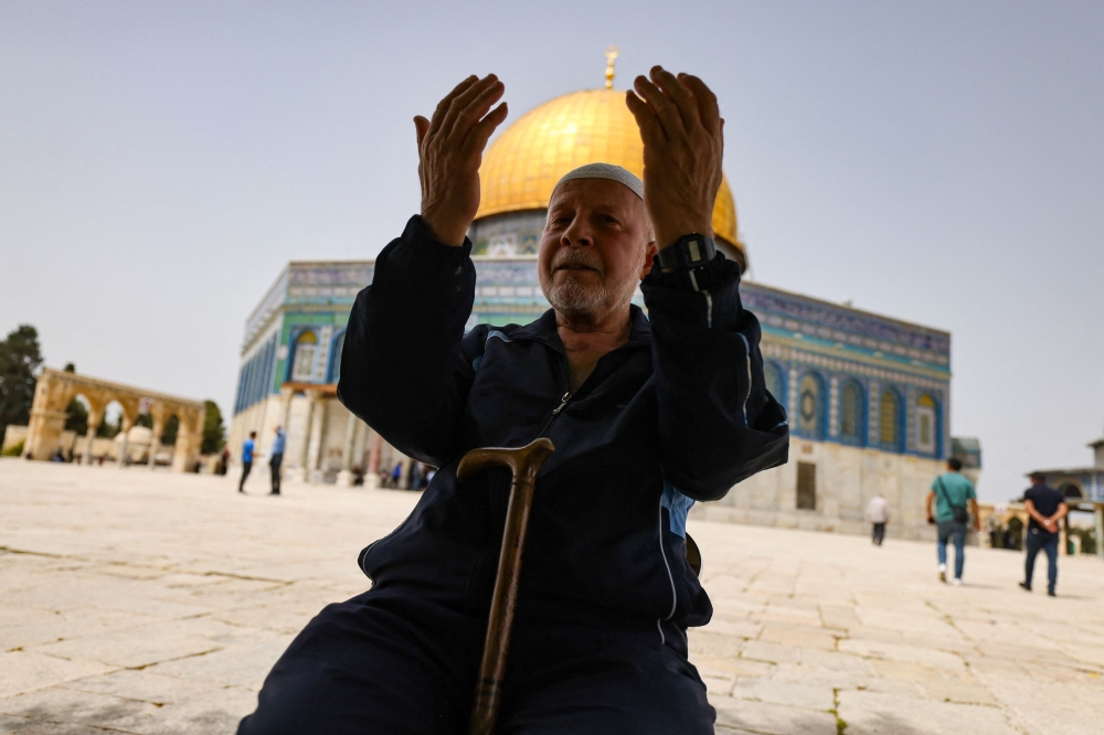 19 جريحا و18 معتقلا في تجدد لمواجهات الأقصى مع القوات الاسرائيلية