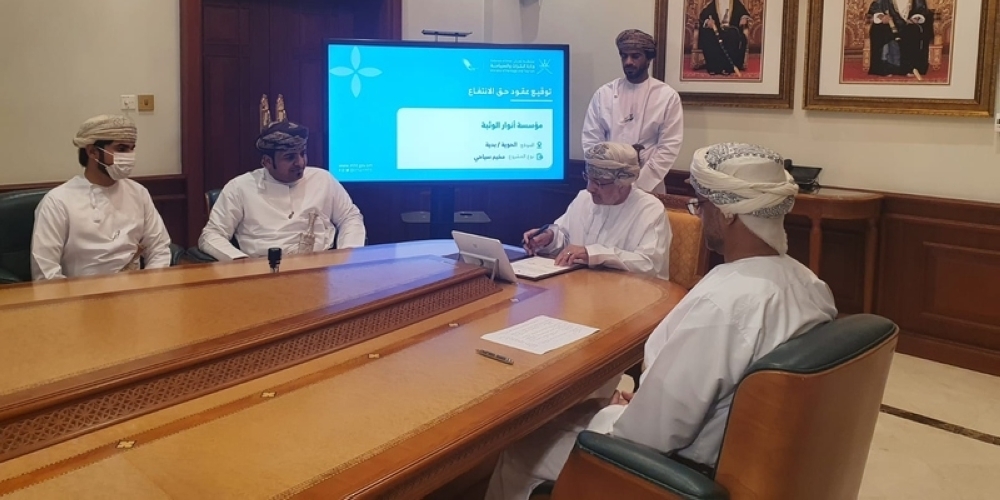 وزارة التراث والسياحة توقع عقود حق انتفاع لإقامة 7 مشروعات سياحية