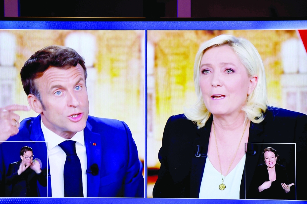 ماكرون يرفع لواء السيادة للاتحاد .. ولوبان تريد “تحالفا”
مستقبل فرنسا في أوروبا محور خلاف أساسي بين مرشحي الرئاسة