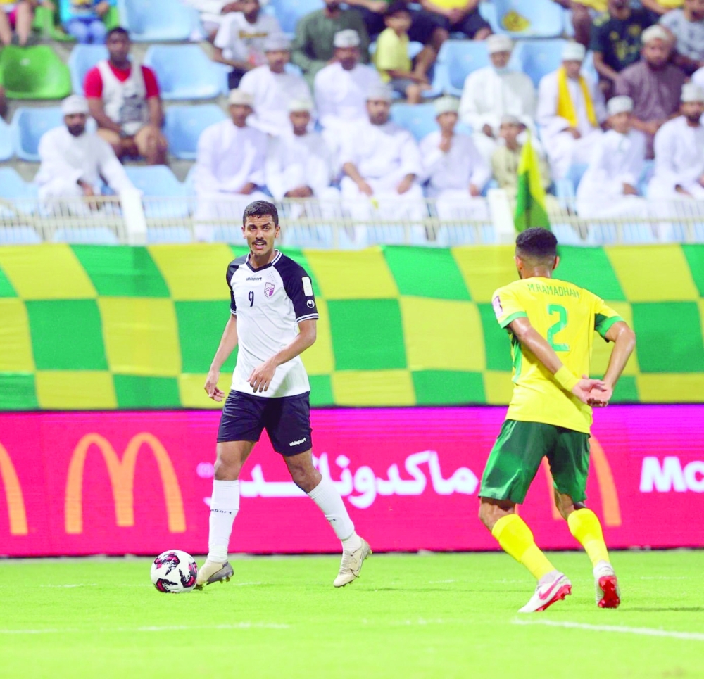 صدارة السيب في أمان بثنائية في شباك الرستاق