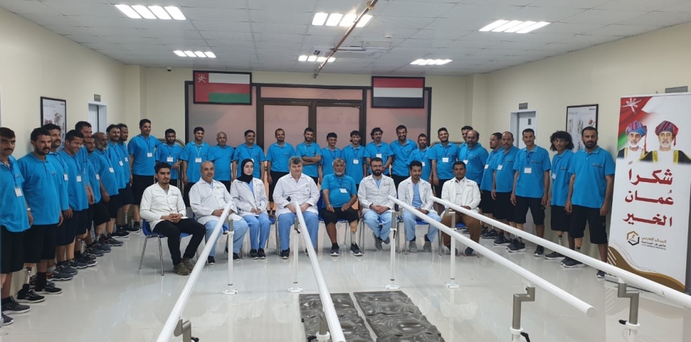 رحلة علاجية ناجحة للدفعة 12 من الجرحى اليمنيين إلى المركز العربي بسلطنة عمان