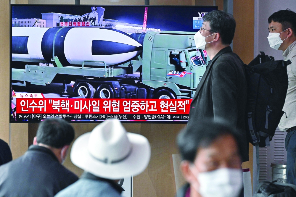 واشنطن تتهم أوروبيان بمساعدة بيونج يانج على التهرب من العقوبات
زعيم كوريا الشمالية يتعهد بتعزيز قدرات بلاده النووية