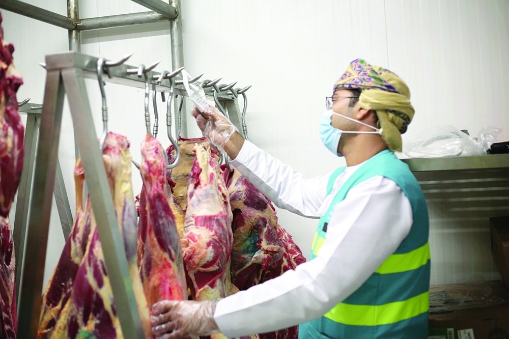 بلدية مسقط ترفع جاهزية المسالخ وتحدد مواعيد استقبال ذبائح العيد