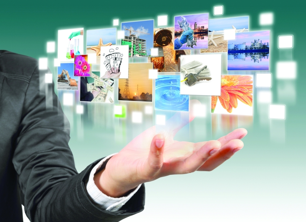 البوابات والمنصات الإلكترونية تعزز آفاق نمو الاستثمار والصناعة والسياحة وريادة الأعمال