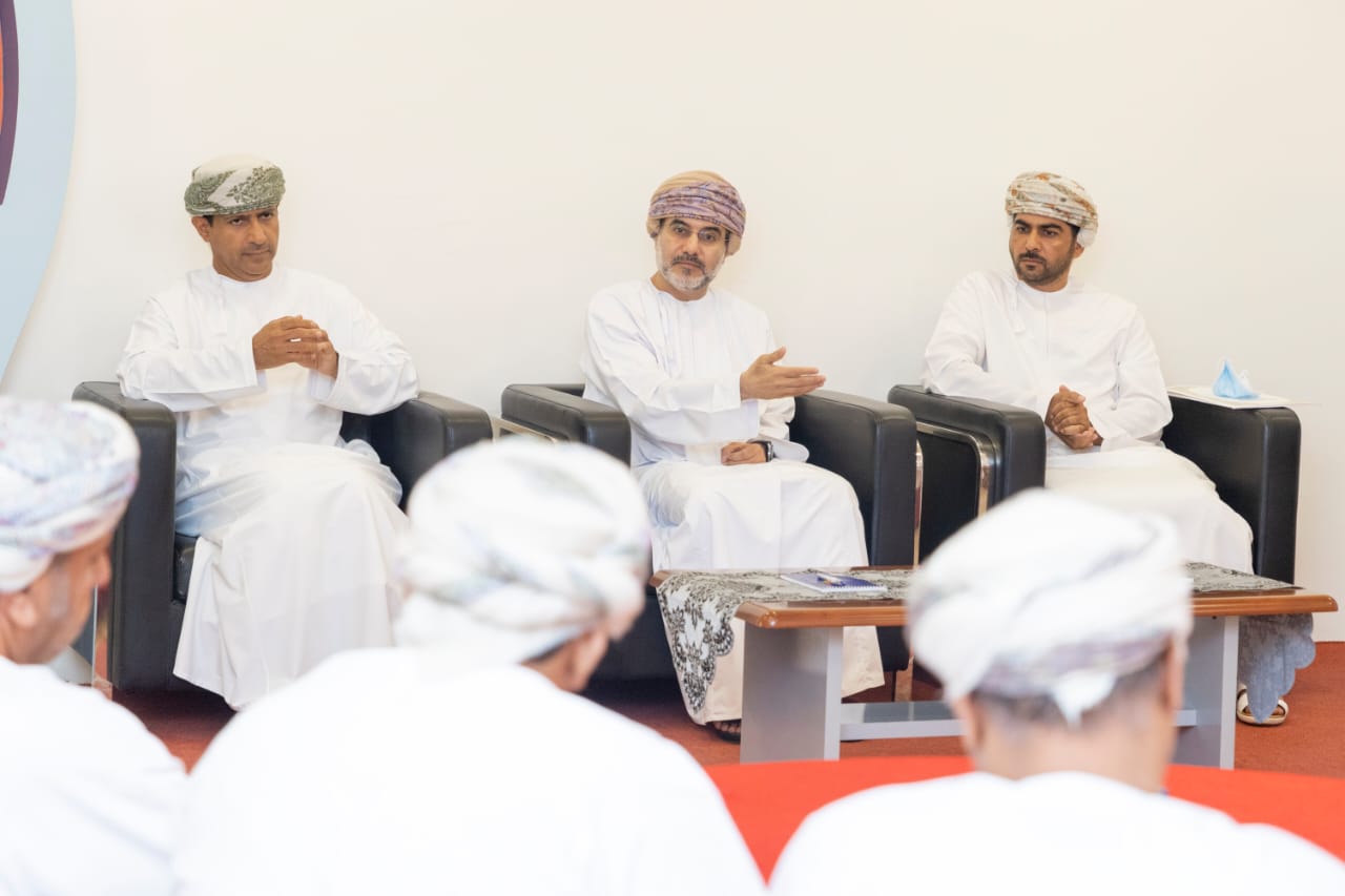 وكيل العمل يزور محافظة الظاهرة