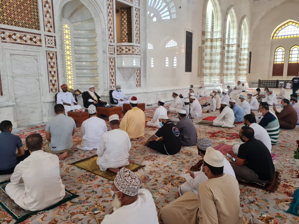 ختام الأسبوع الثالث : (دور التربية القرآنية في تحصين الناشئة)، و (القراءات وصلتها بالعلوم الأخرى)، و (مقدمة في علم القراءات) 5 IMG 20220422 WA0021