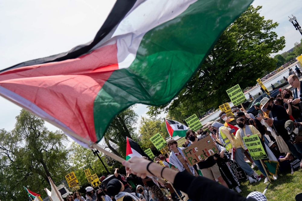 فلسطين تطالب واشنطن الضغط على إسرائيل لوقف سياسة العقوبات الجماعية